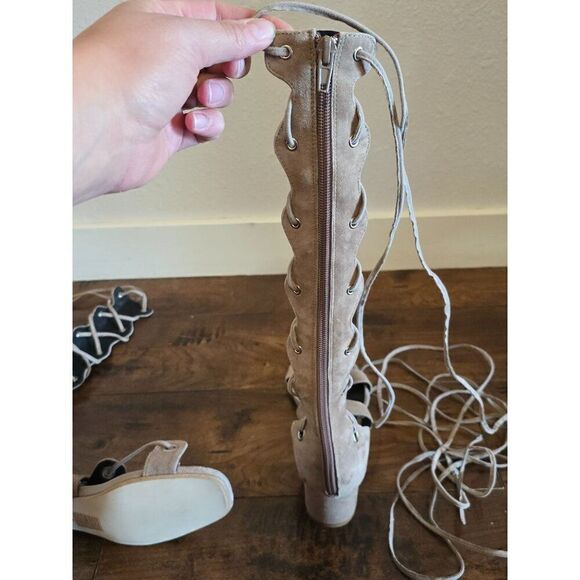 Jeffrey Cambell Bryndis Gladiator Sandal Genuine Suede Lace Up Taupe Sz 7 - Picture 7 of 9